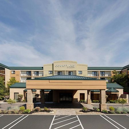 Courtyard Cleveland Beachwood Ngoại thất bức ảnh