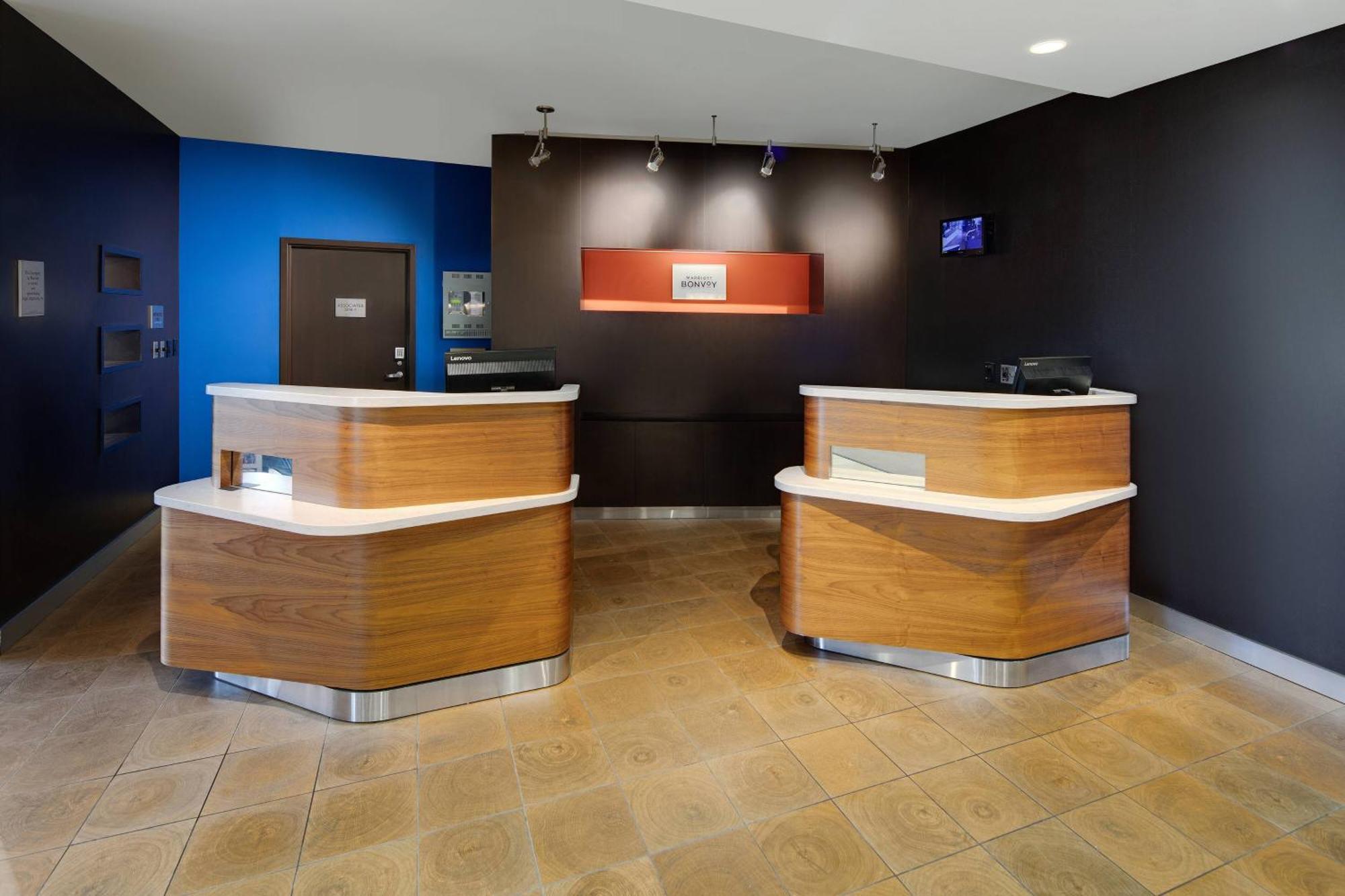 Courtyard Cleveland Beachwood Ngoại thất bức ảnh
