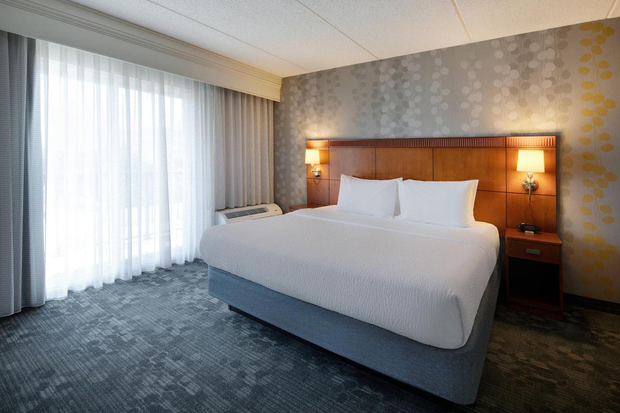 Courtyard Cleveland Beachwood Ngoại thất bức ảnh