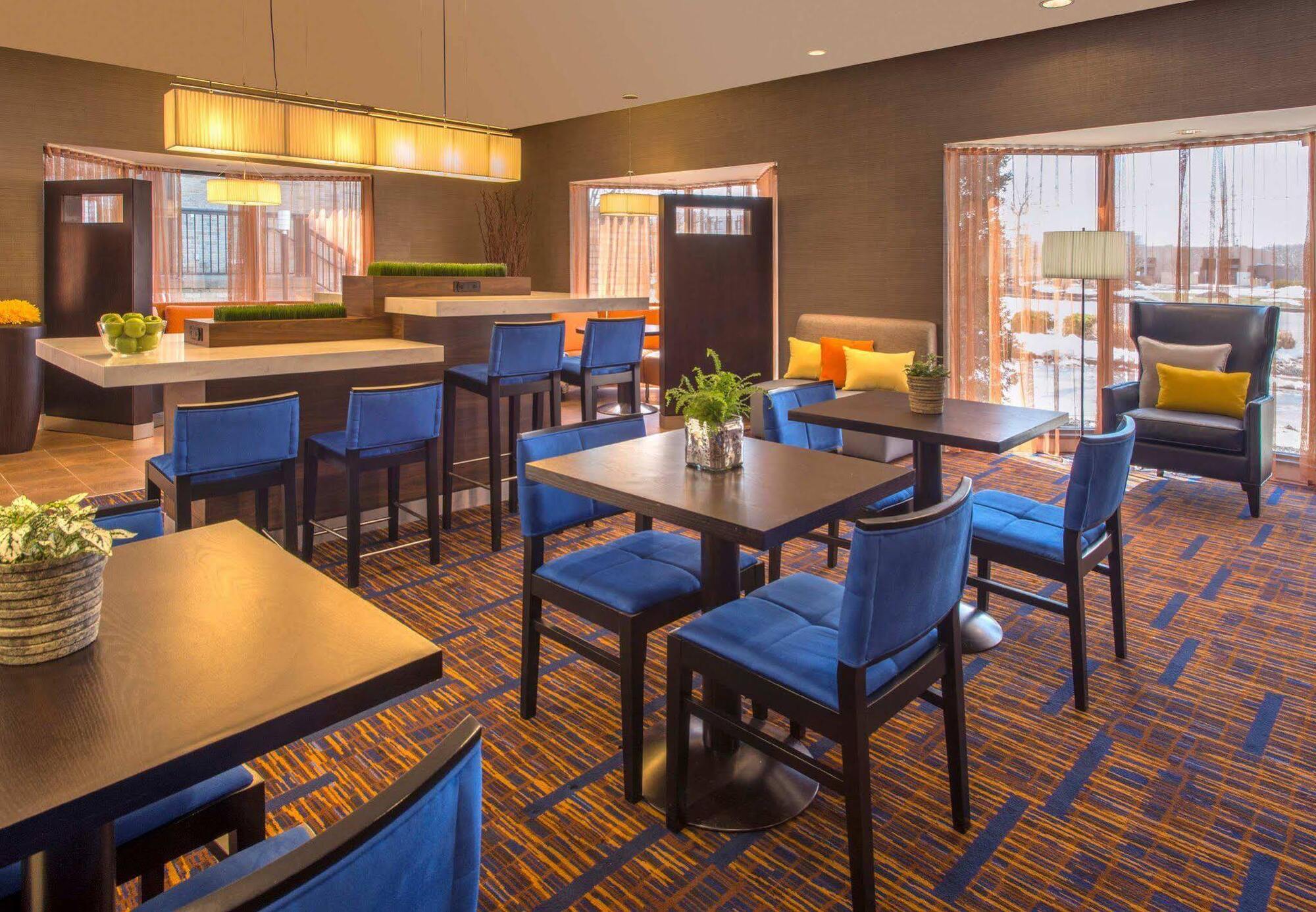 Courtyard Cleveland Beachwood Ngoại thất bức ảnh