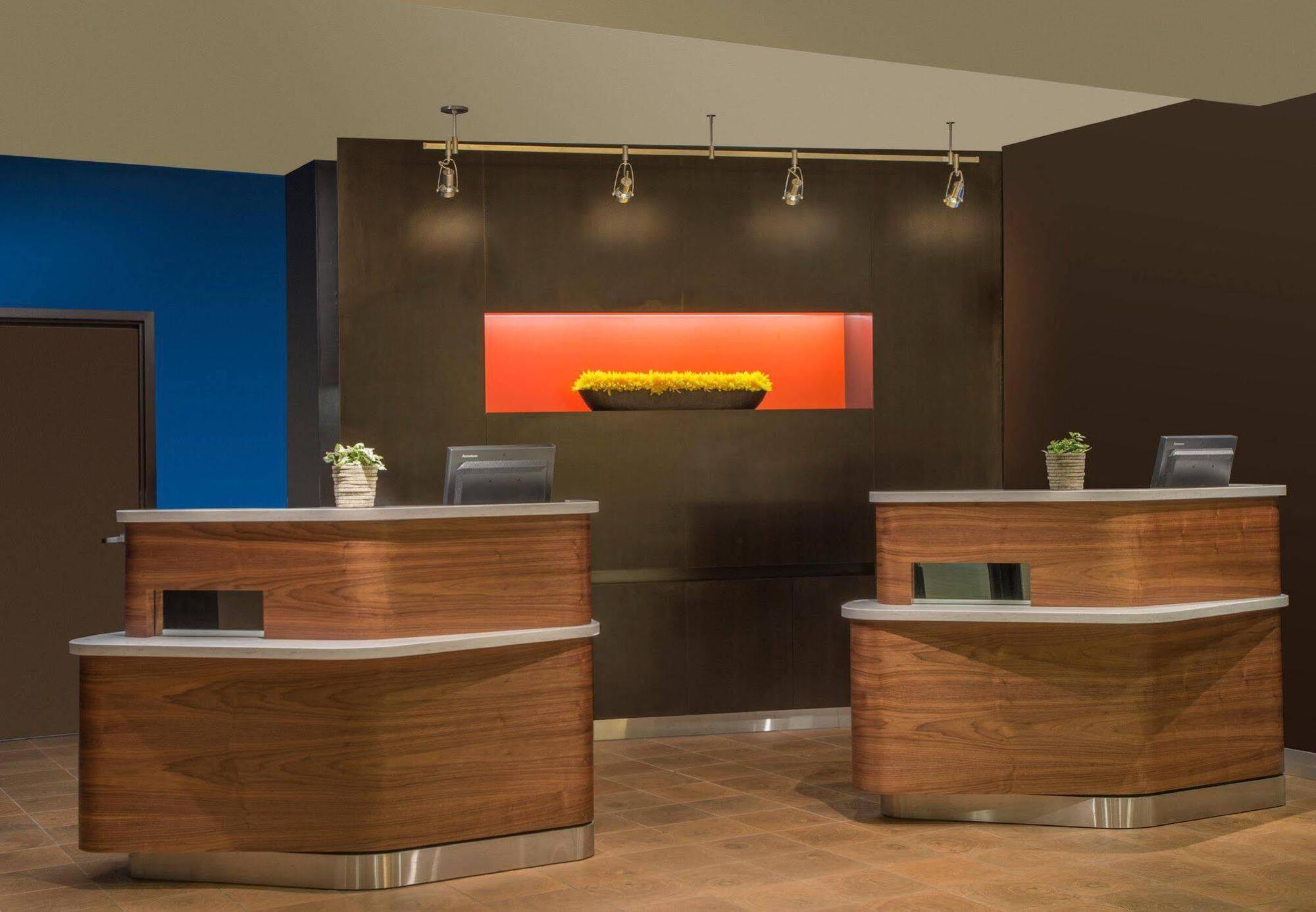 Courtyard Cleveland Beachwood Ngoại thất bức ảnh